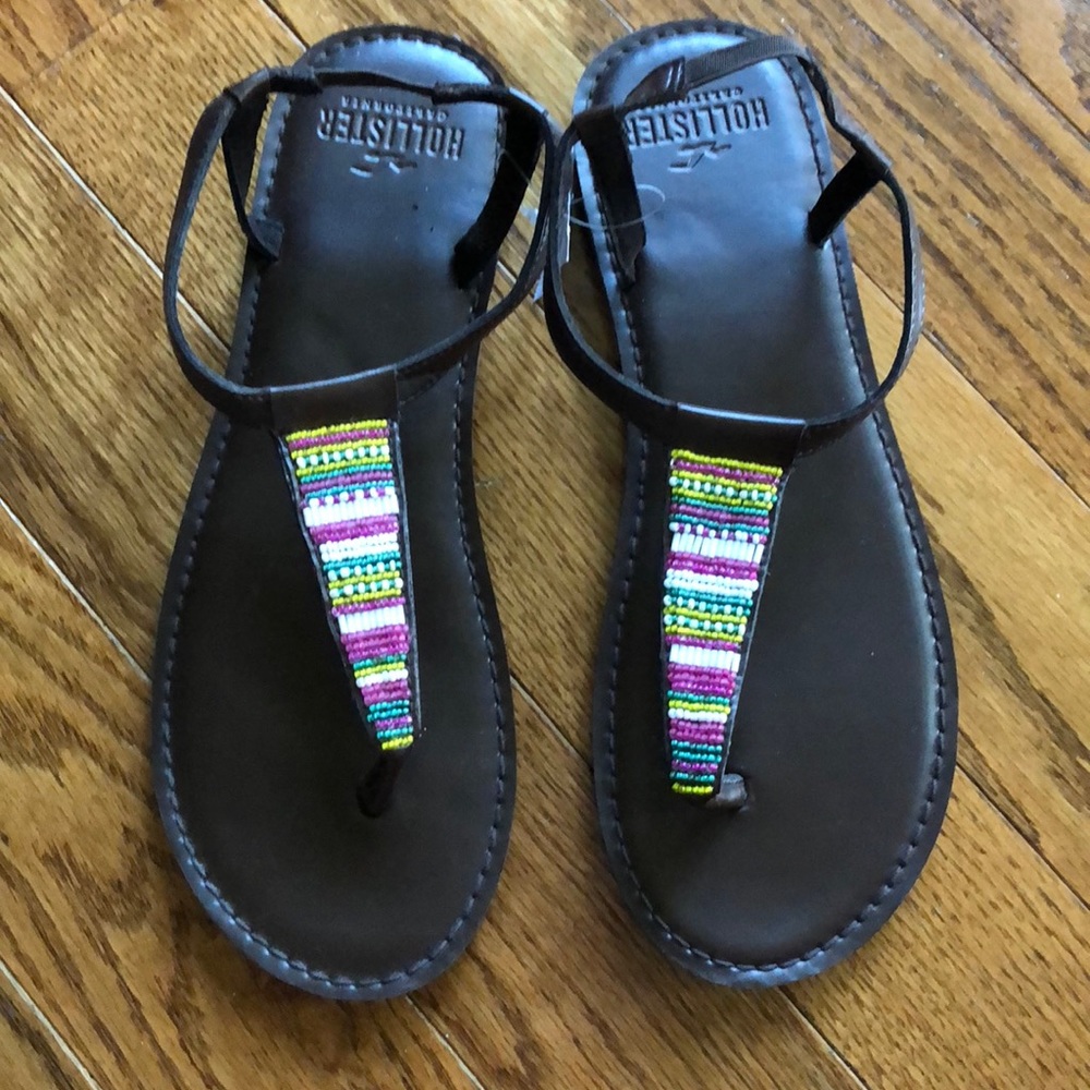 Hollister NWT Ladies beaded sandals size 9-10